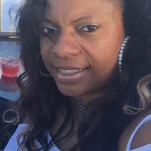 Meet your Posher, Annette